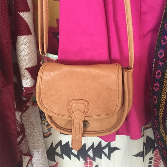 👝 Forever 21 Brown Purse