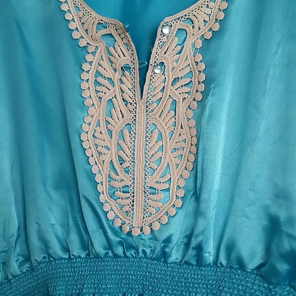 SOLD beautiful satin turquoise blouse sz XL - Picture 3 of 4
