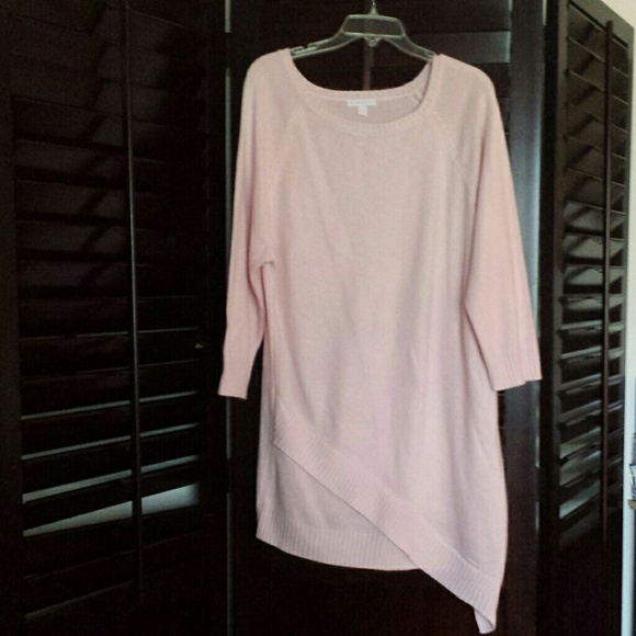 New York & Company Sweaters - Long light pink sweater