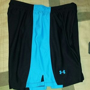 Under Armour shorts size small