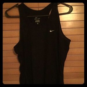 Nike tank