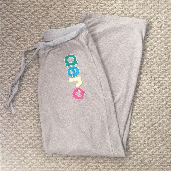 🏋🏾 Aero Sweatpants