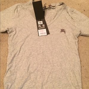 Burberry v neck