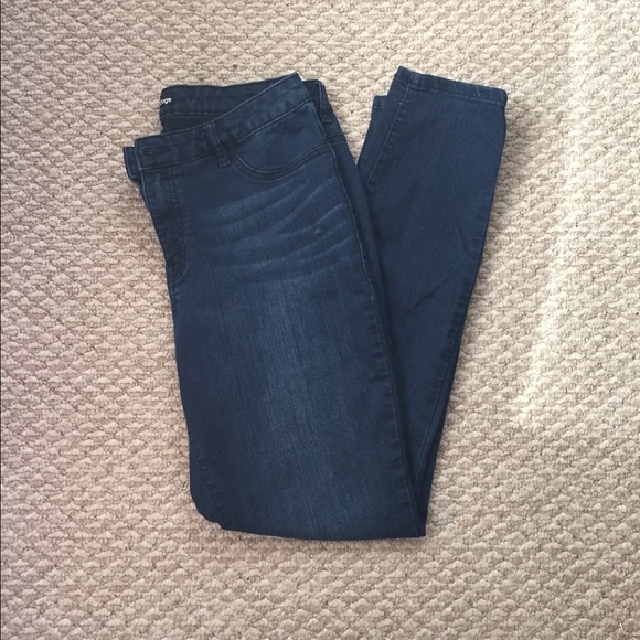 👖High-waisted Jeans