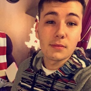 Meet your Posher, Dillon