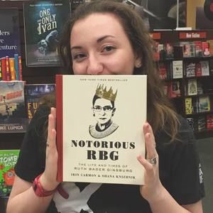 Meet your Posher, Claire