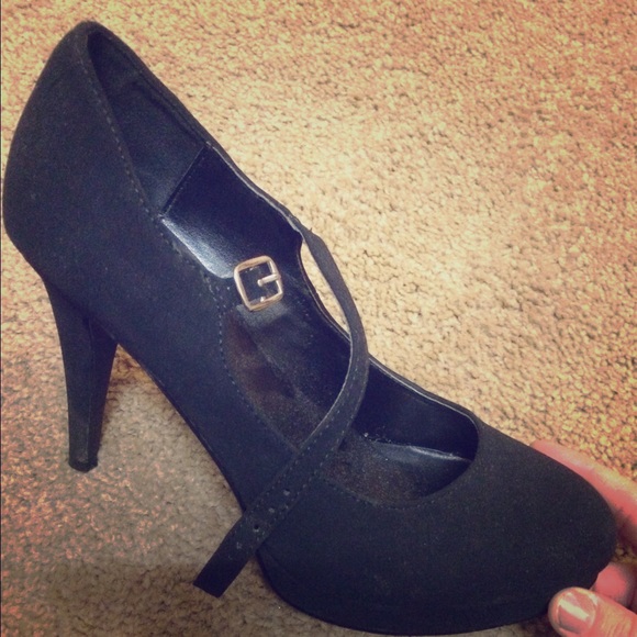 Black cloth like high heels