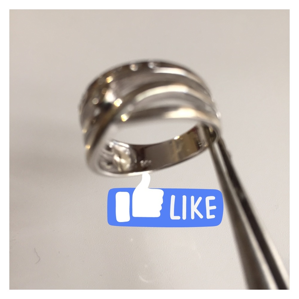 14K White Gold  Wide Band w/ Diamond Ring Size 6 - Picture 6 of 6