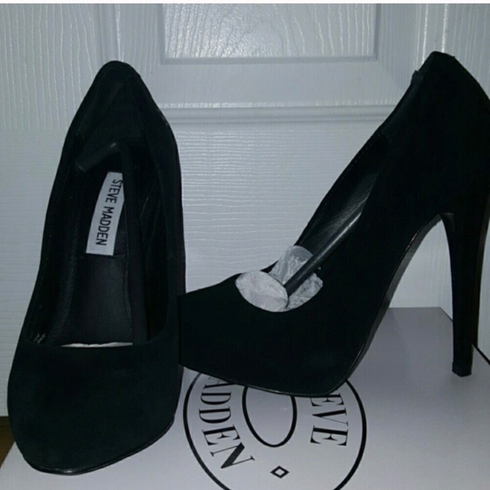 Black Steve Madden Heels
