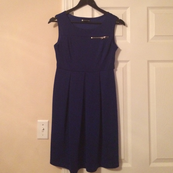 Dark blue dress