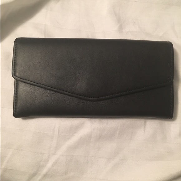Forever 21 wallet