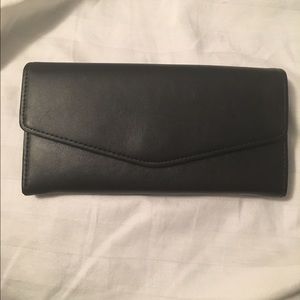 Forever 21 wallet