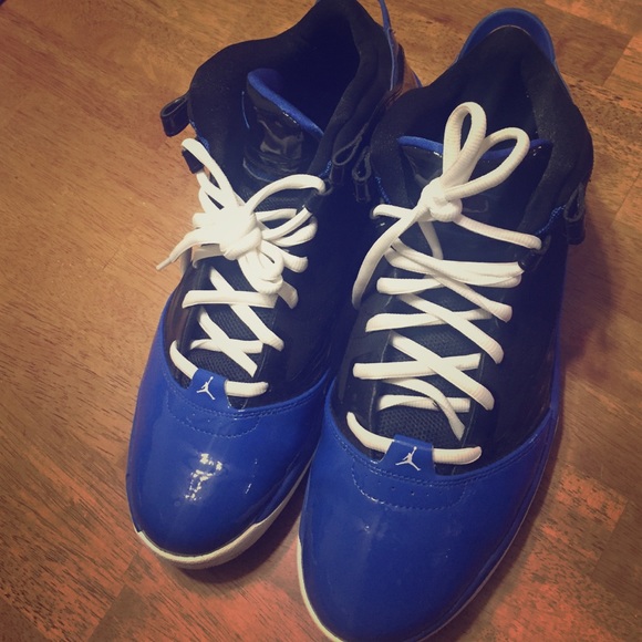 Blue/Black/White Men's  Jordan's