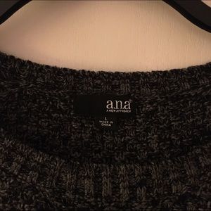 Gray Knit Sweater ❤️