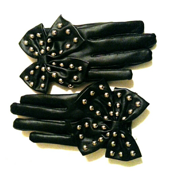 Silver Studded Gloves with Bows