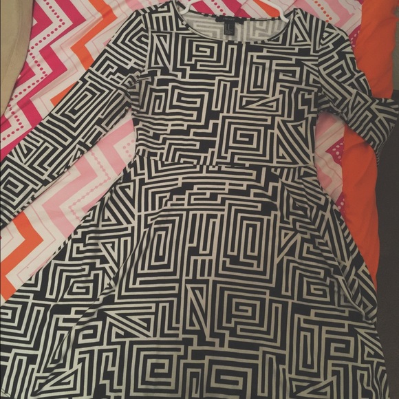 Cute skater maze dress!