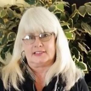 Meet your Posher, Debbie