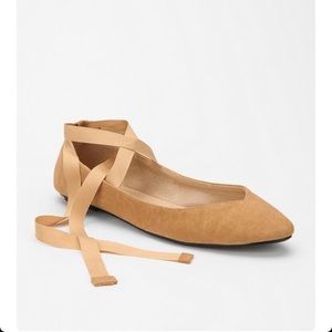 Kimchi blue Sweetheart ankle-tie skimmer flats