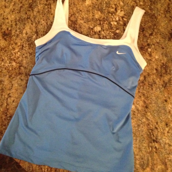 Nike Tops - Nike nice sport top