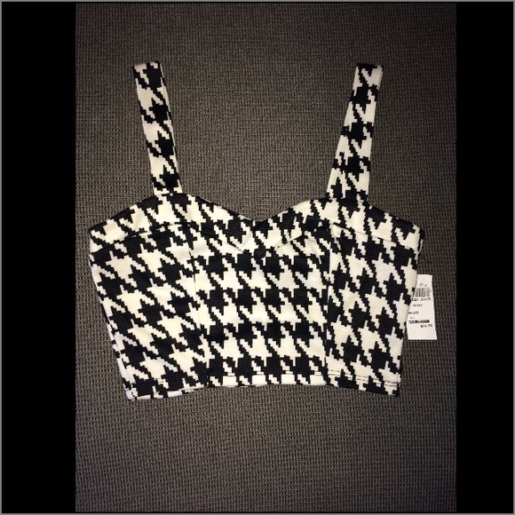 Tops - Black & White Crop Top