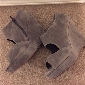 SOLD Gray Open Toe Wedges