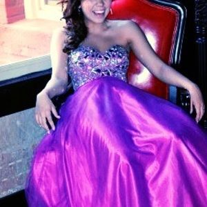 Meet your Posher, Gwen