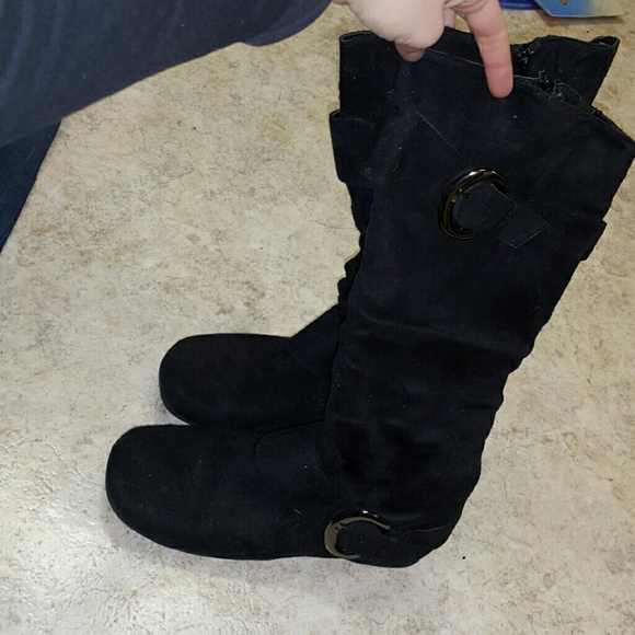 Black Boots