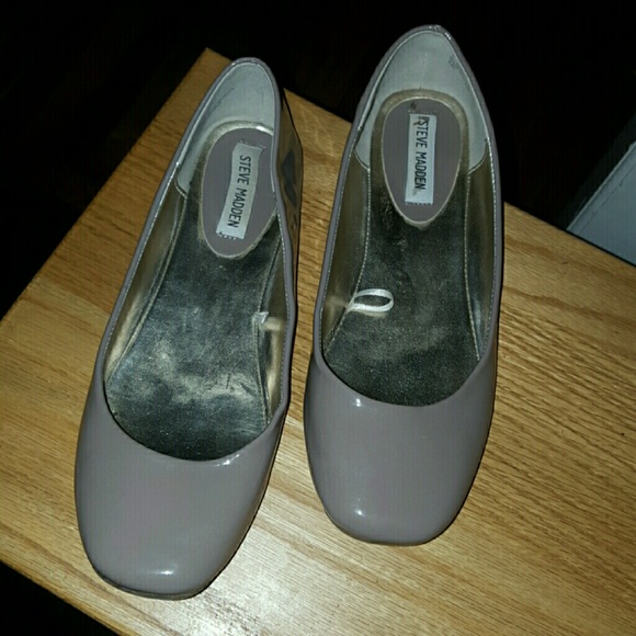Steve Madden Shoes - Steve Madden Patent Leather Ballet Flats Taupe