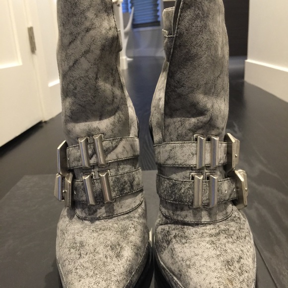 Alexander Wang Hanne Triple Buckle Zip Boots - Picture 4 of 4