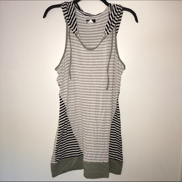 Hooded Sleeveless Striped Dress 😍