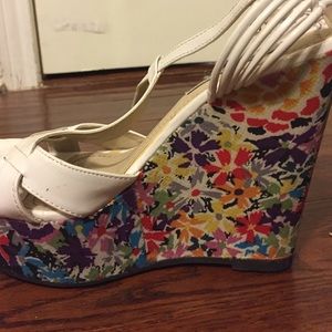 Flower print and white Steve Madden heels