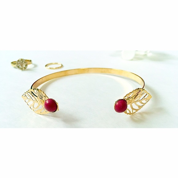 Pearl Leaf Bracelet Cuff