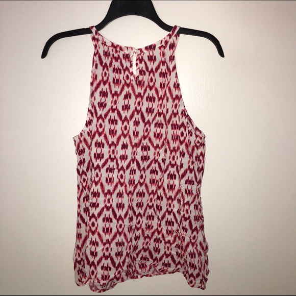 Red Pattern Top ❤️ - Picture 3 of 3