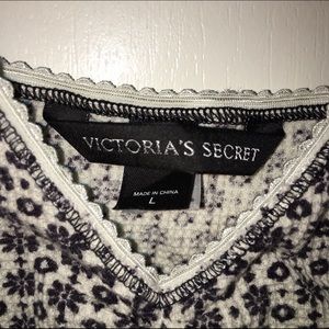 ✨VINTAGE VICTORIA SECRET CAMI✨