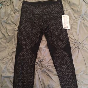 Lululemon Running In the City 7/8 Tights Size 8