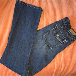 Levi's Slender Bootcut Jeans ✨