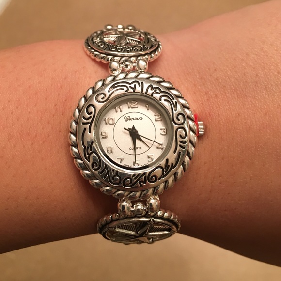 Silver Watch - Picture 3 of 3