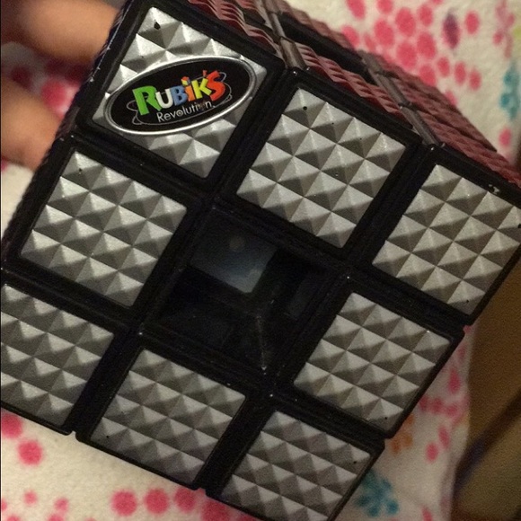 Rubiks Revolution
