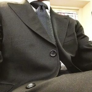 Meet your Posher, Lee