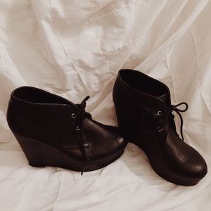 ⛔️SALE⛔️ Dolcetta by DV Wedges