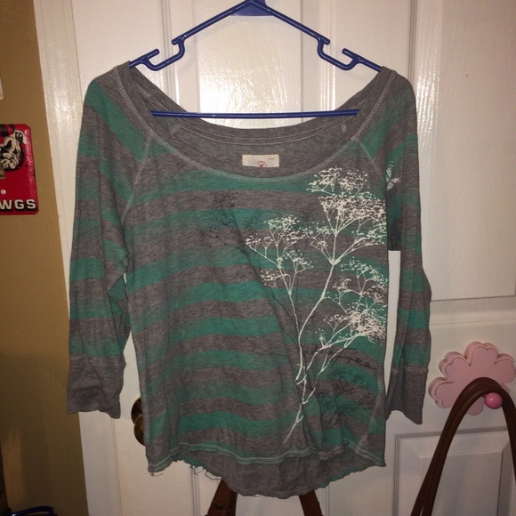green & grey lightweight pullover