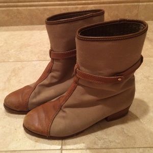Vintage low-calf boots