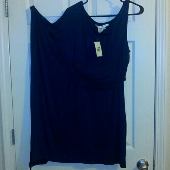 Dark blue dress