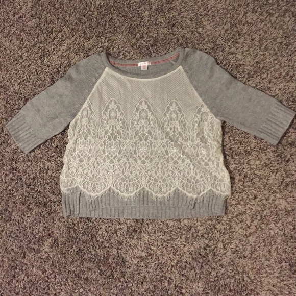 Cropped sweater