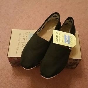 TOMS