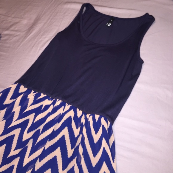 Color Block Chevron Maxi Dress - Picture 2 of 2