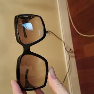 Gucci Sunglasses with case Made in Italy