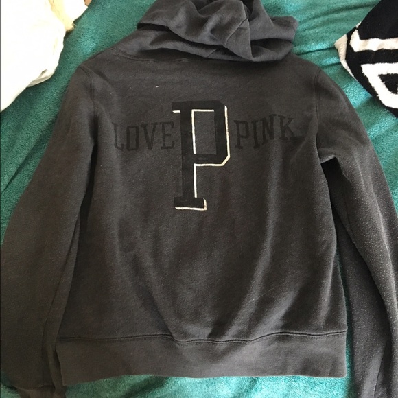 VICTORIA SECRET HOODIE