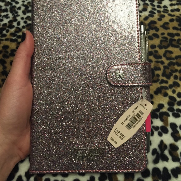 RARE Victoria's Secret sparkling notepad w/ pen - Picture 3 of 4