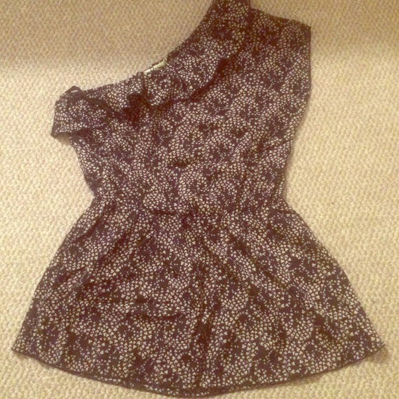 Rumors one shoulder top